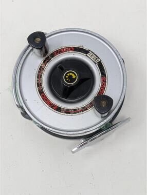 Zebco Z/300 Mooching Fishing Reel Salmon Coast Pre-Owned -Great!